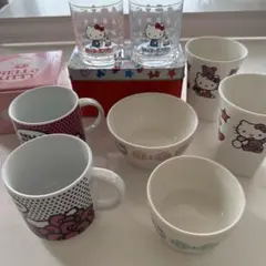 レトロ❗️Hello Kitty 魔法瓶ポット マグカップセット - メルカリ