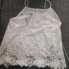 【新品】ホワイト 花柄レース キャミソールのサムネイル