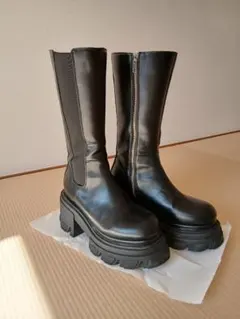 Item thumbnail for item b4e472de-8dfb-4ad3-b14c-9747832061a9