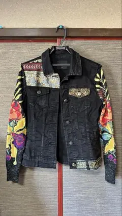 Desigual ブラックデニムジャケット 花柄刺繍