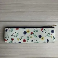 花柄 ペンケース　ボタニガル柄　白色