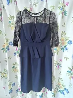 ネイビーレースペプラムドレス　Ｓ