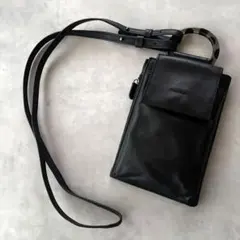 美品✨ear イアパピヨネ モバイルウォレット スマホ ショルダーバッグ 黒