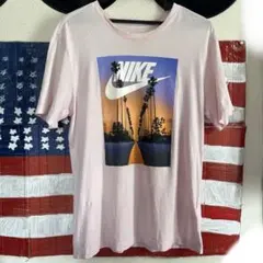NIKE パームツリー ピンク グラフィック Tシャツ