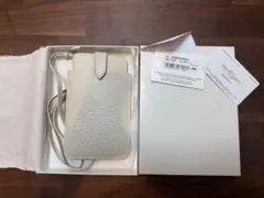 ホワイト レザー スマホショルダーバッグのサムネイル