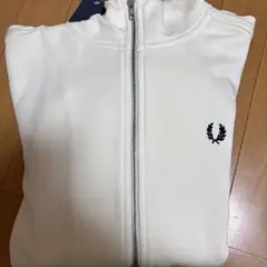 FREDPERRY パーカー