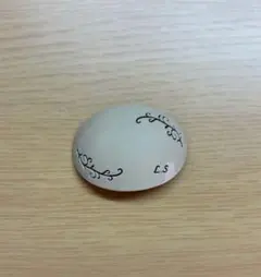 ベージュヘアアクセサリー　まとめ髪用