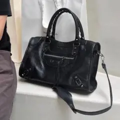 黒 ショルダーバッグスタッズ y2k バッグヴィンテージ レザー調 2way