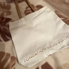 LOUIS VUITTON 托特包 白色