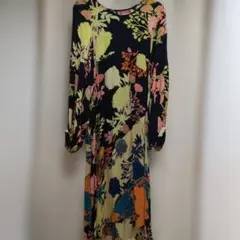 Item thumbnail for item 9f3b12d7-d93d-4898-a66d-cdde69ccbf9a