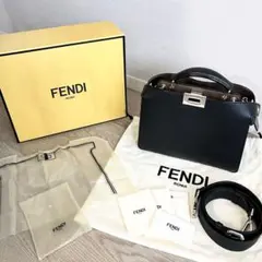 FENDI ピーカブー アイシーユー スモール メンズ　ハンドバッグのサムネイル