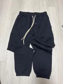 エッセンシャルズ ジョガーパンツ
