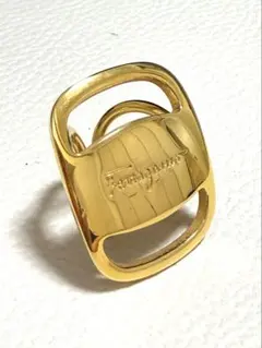 Ferragamo ゴールドリング ロゴ入りのサムネイル