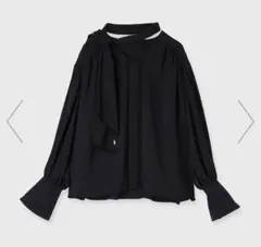 美品★アニュアンスanuansシルクタッチフリンジスカーフブラウス/黒/ブラックのサムネイル