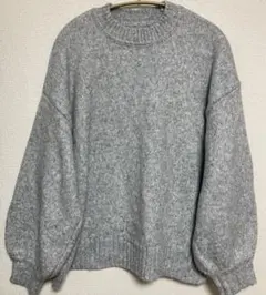 グレー ニットセーター Mサイズ 袖広めスリーブ