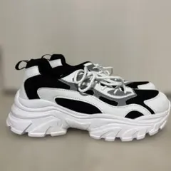 メンズスニーカー　白黒　28.5cm