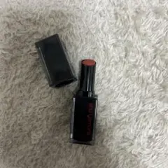shu uemura 赤口紅　ルージュアンリミテッドアンプリファイドマット