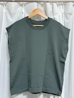 無印　ノースリーブカットソー