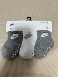 赤ちゃん6-12ヶ月用　ナイキ靴下　3点セット