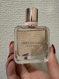 ジバンシイ　イレジスティブル 50ml IRRESISTIBLEのサムネイル
