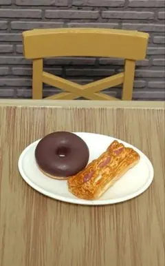 Item thumbnail for item c0c48d4f-91ee-4d02-8e60-a4b9d4393576