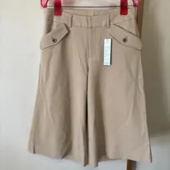 hobos plus 新品ベージュ ガウチョパンツ フラップポケット　キュロット