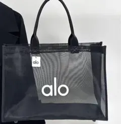 Alo yoga 旅行 バッグ ブラック 大容量 シンプル 軽量 - メルカリ