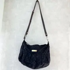 russet ラシット ナイロンショルダーバッグ 斜めがけ 軽量　ブラック