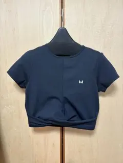 ブラック 半袖 クロップド丈 トレーニングウェア