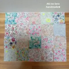 2　同梱なら200円♫　リバティ　はぎれ