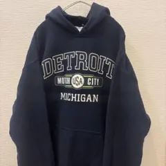 【GILDAN】パーカー　古着 長袖　紺色　L