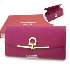 ✨Sランク・箱付き✨　Ferragamo 長財布　ガンチーニクロジャー　カーフ ✨Sランク・箱付き✨ Ferragamo 長財布 ガンチーニクロジャー カーフ