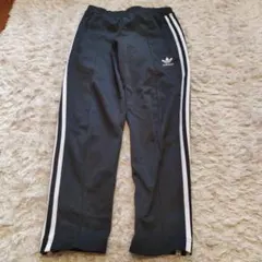 adidas トレーニングパンツ グレー ストライプ