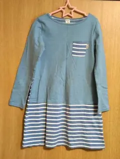 青いストライプ柄の長袖ワンピース（チュニック）150