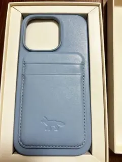 メゾンキツネ　iPhone 14 Pro用 ミディアムブルーのサムネイル
