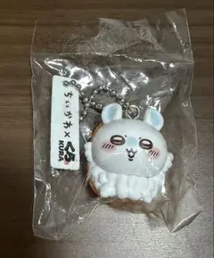 ちいかわ 寿司 キーホルダー くら寿司 モモンガ