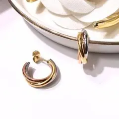 トリニティピアス 3色 ゴールド シルバー ローズピンク 大人女子 おしゃれ