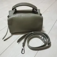 美品✨️オリーブグリーン ショルダーバッグ