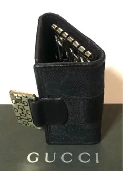 GUCCI グッチ☆ブラックGGシマレーザー☆6連キーケース