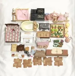 【匿名配送】　シルバニアファミリー小物まとめ売りセット　シルバニアファミリー