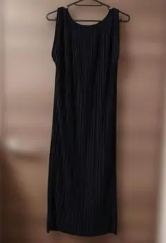 UNIQLO プリーツワンピース　ノースリーブ【S】