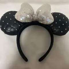 ディズニー カチューシャ 黒と白