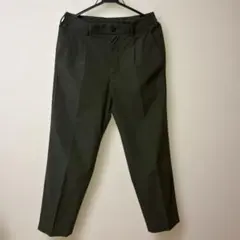 UNIQLO タックワイドパンツ/ライト オリーブ Sサイズ