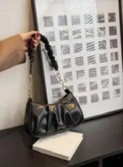 SHEIN 개더 디자인 숄더백 블랙