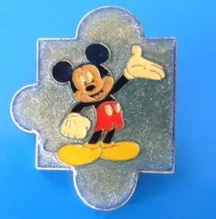 Disney ミッキーマウス ピンバッジ