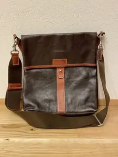 デュモンクス DEUM MONCX ダークブラウン レザー ショルダーバッグ