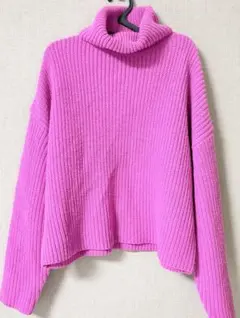 ZARA ピンク タートルネックセーター