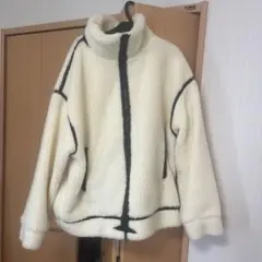 アイボリー フリースジャケット ハイネック