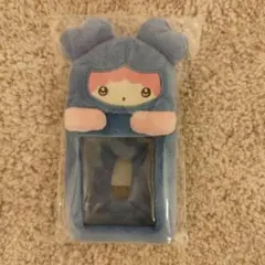 twice ツウィ　サンリオ　トレカホルダー