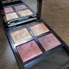 TOM FORD アイカラークォード　ハネムーン　04A